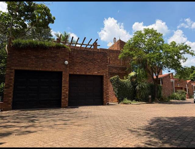 3 BEDROOM CLUSTER FOR SALE IN WATERKLOOF